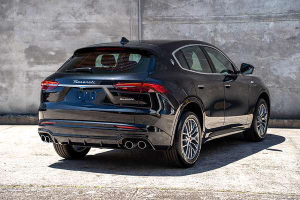 2024 Maserati Grecale GT M182
