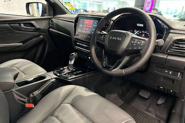 2025 Isuzu D-MAX X-TERRAIN 4X4