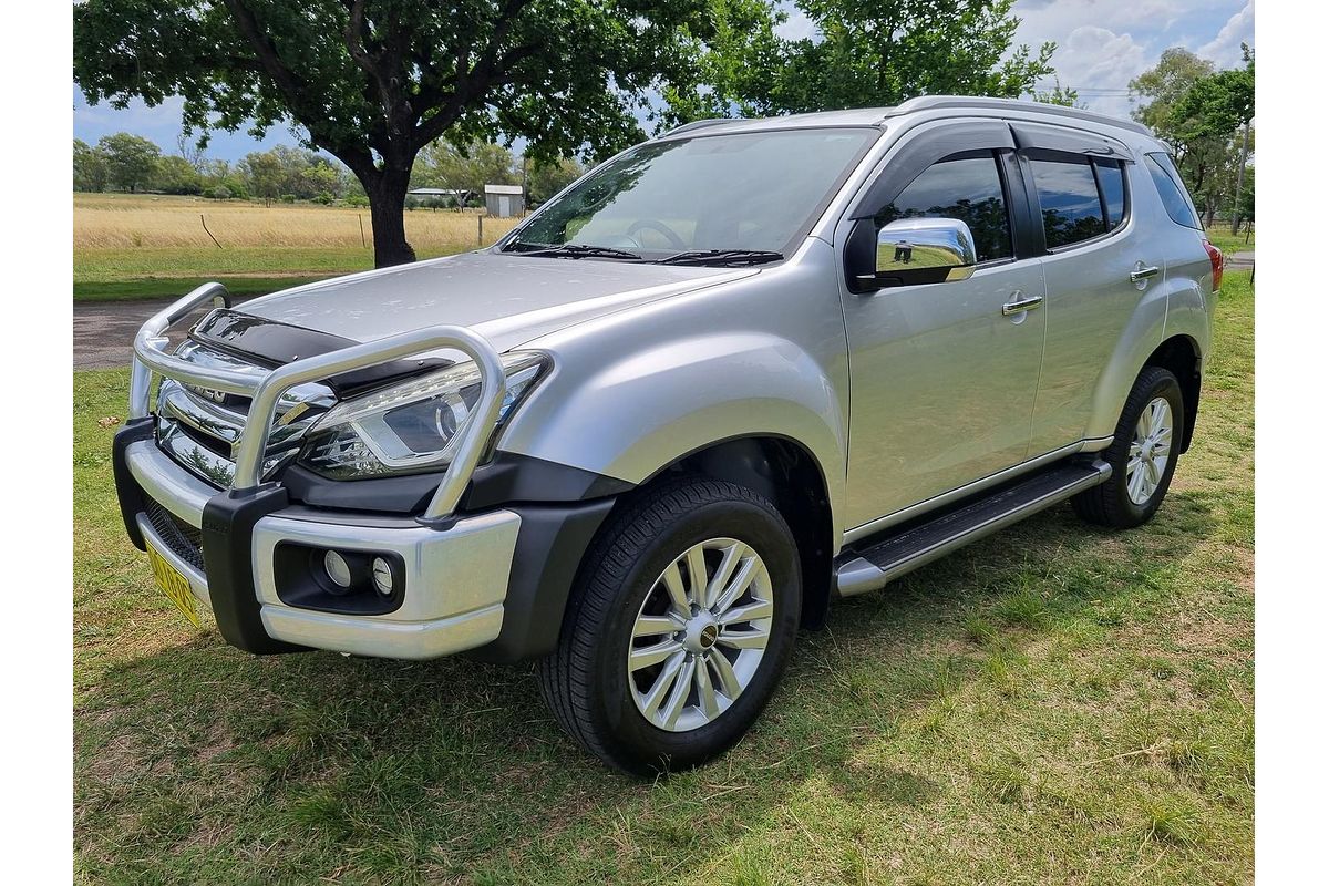 2018 Isuzu MU-X LS-T