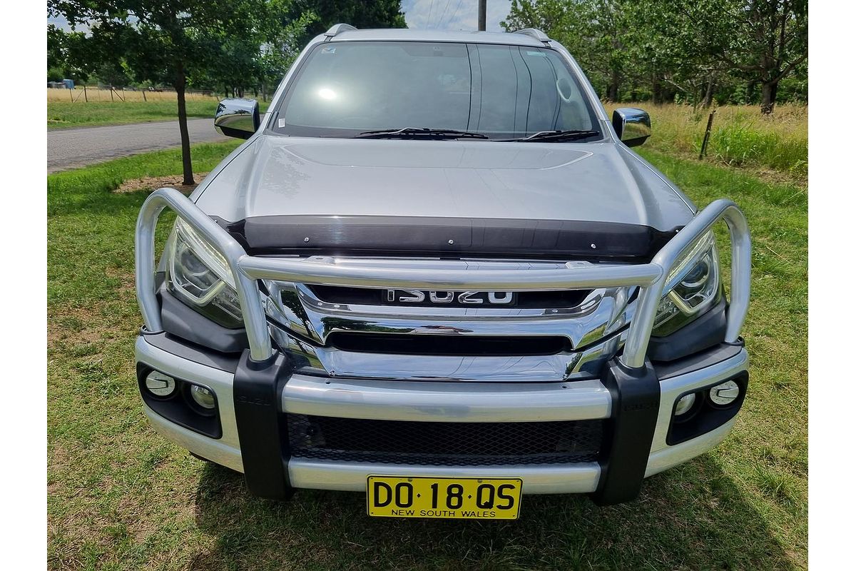 2018 Isuzu MU-X LS-T