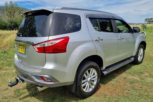 2018 Isuzu MU-X LS-T