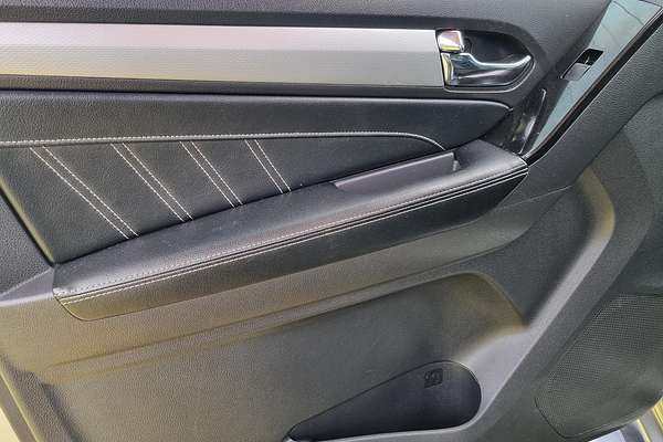 2018 Isuzu MU-X LS-T