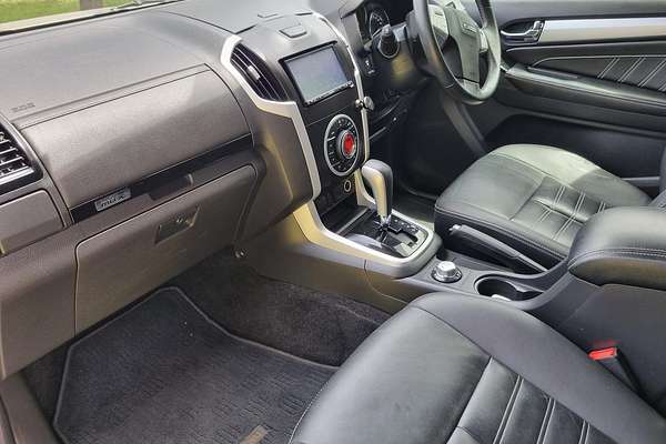 2018 Isuzu MU-X LS-T