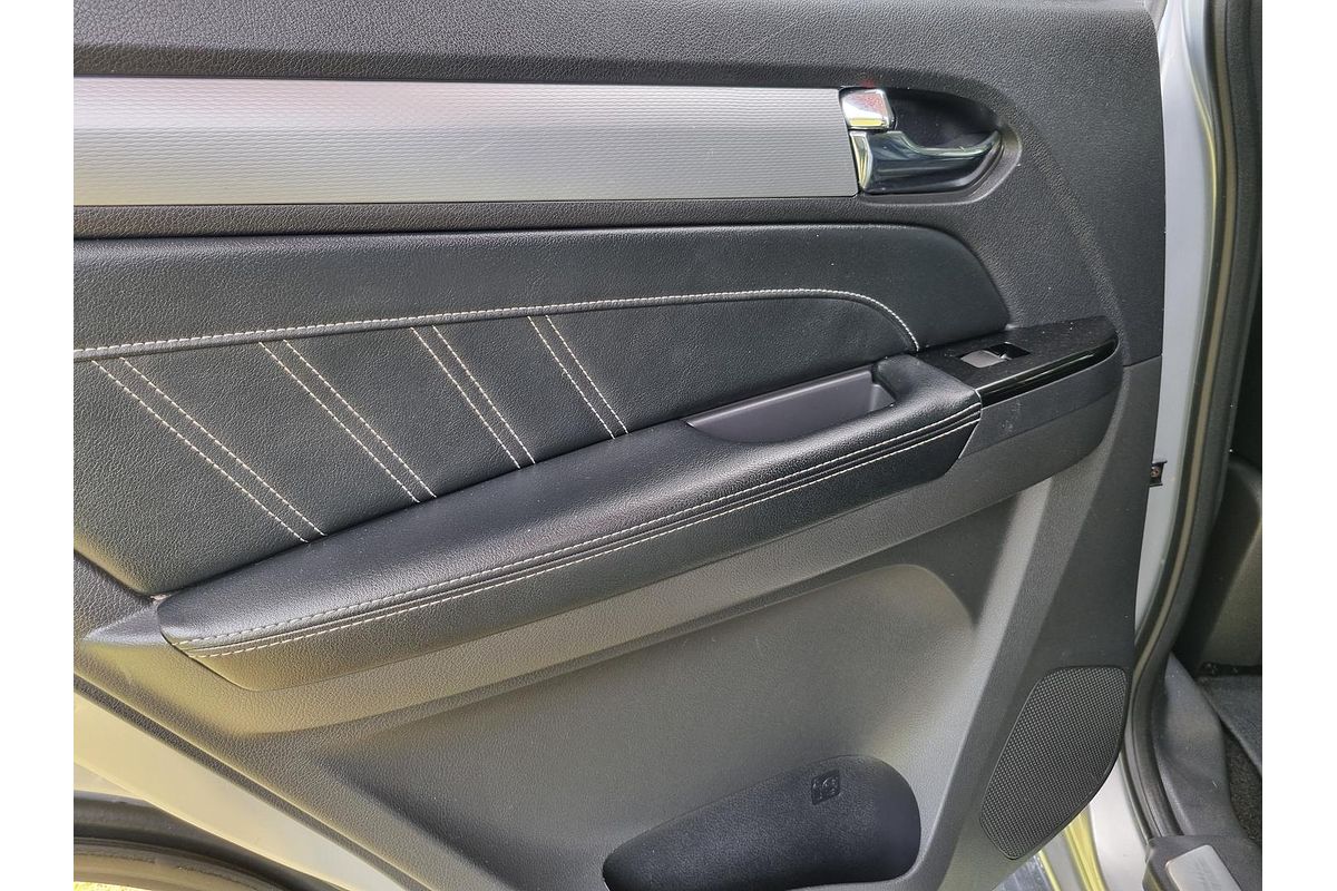 2018 Isuzu MU-X LS-T