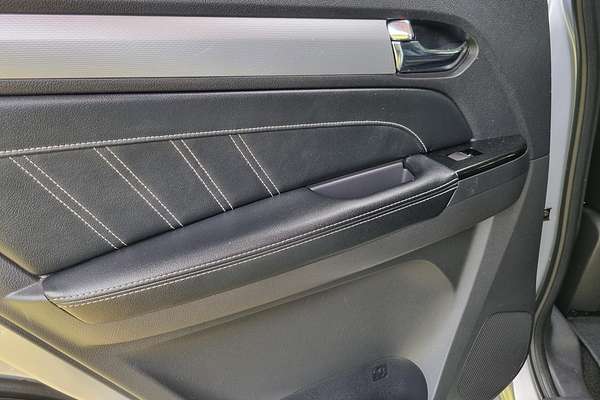 2018 Isuzu MU-X LS-T