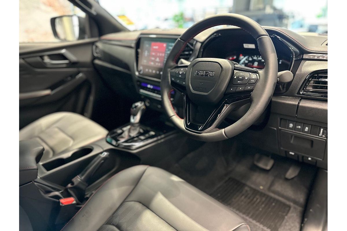 2025 Isuzu D-MAX X-TERRAIN 4X4