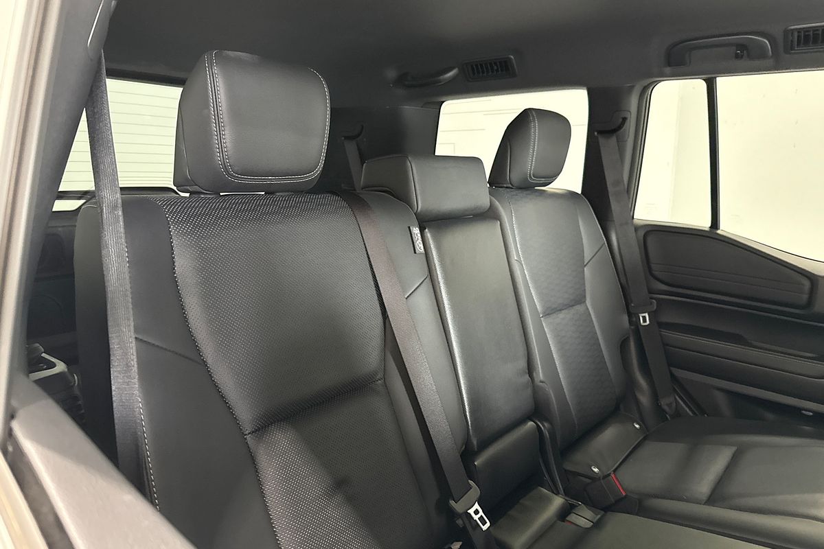 2024 Toyota Landcruiser Prado VX GDJ251R