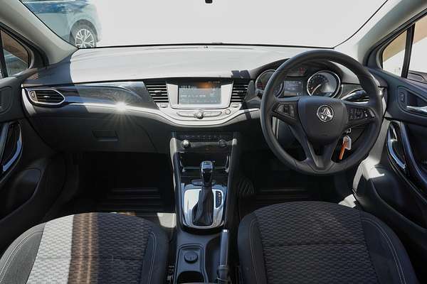 2016 Holden Astra R BK