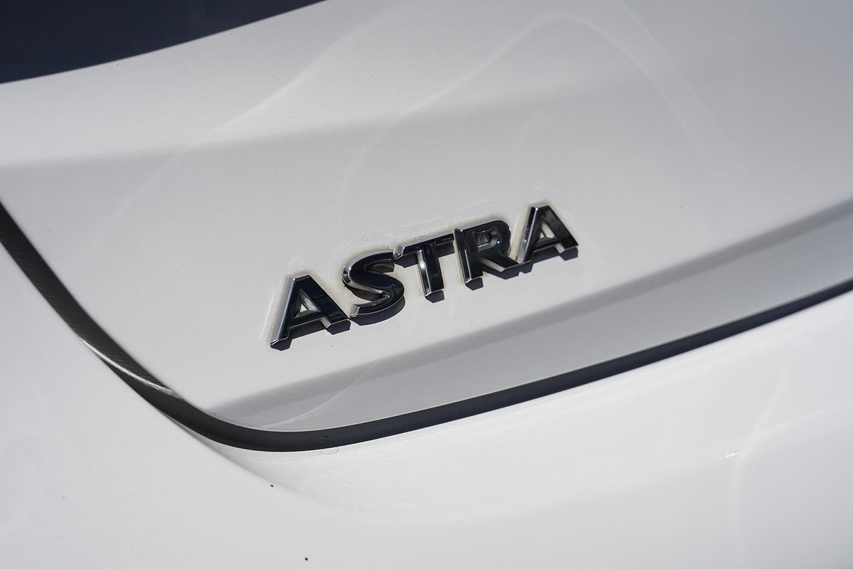 2016 Holden Astra R BK