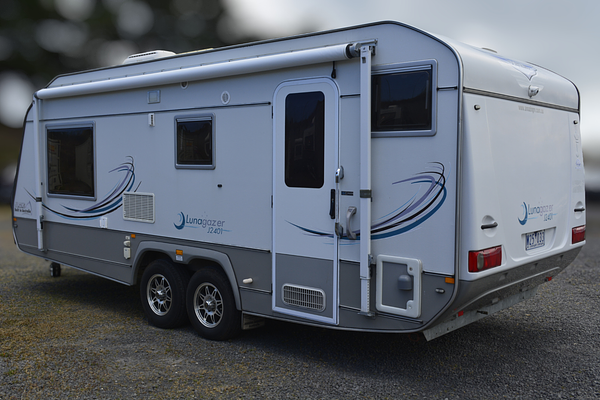 2014 Jurgens LUNAGAZER J24 J2401