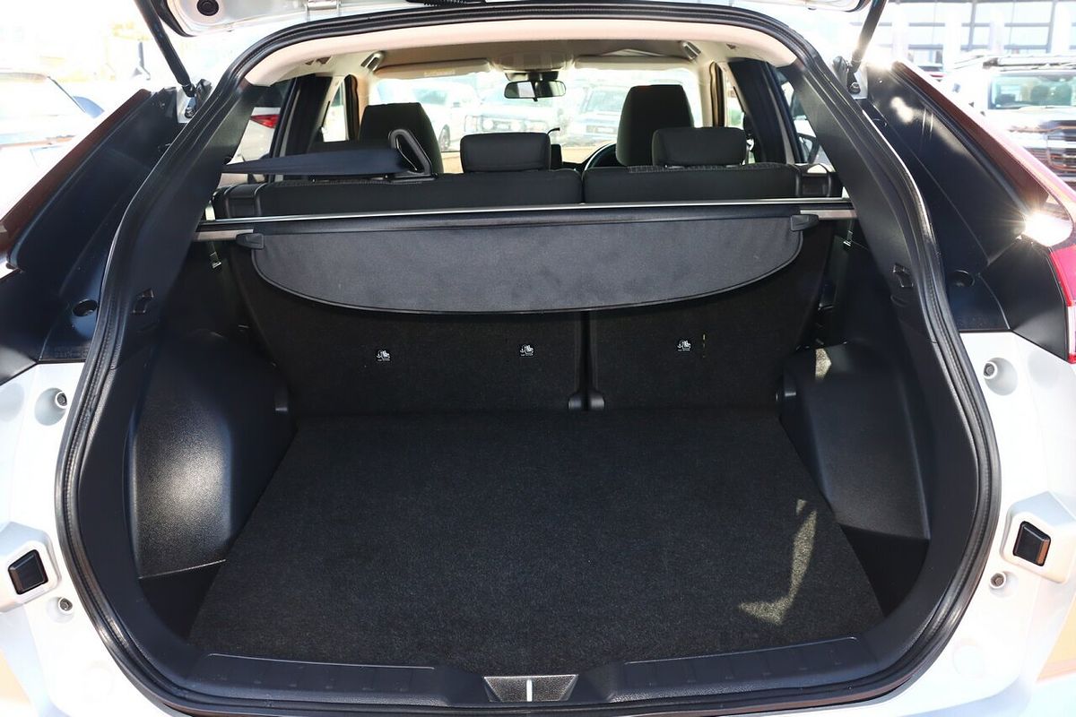 2022 Mitsubishi Eclipse Cross LS YB