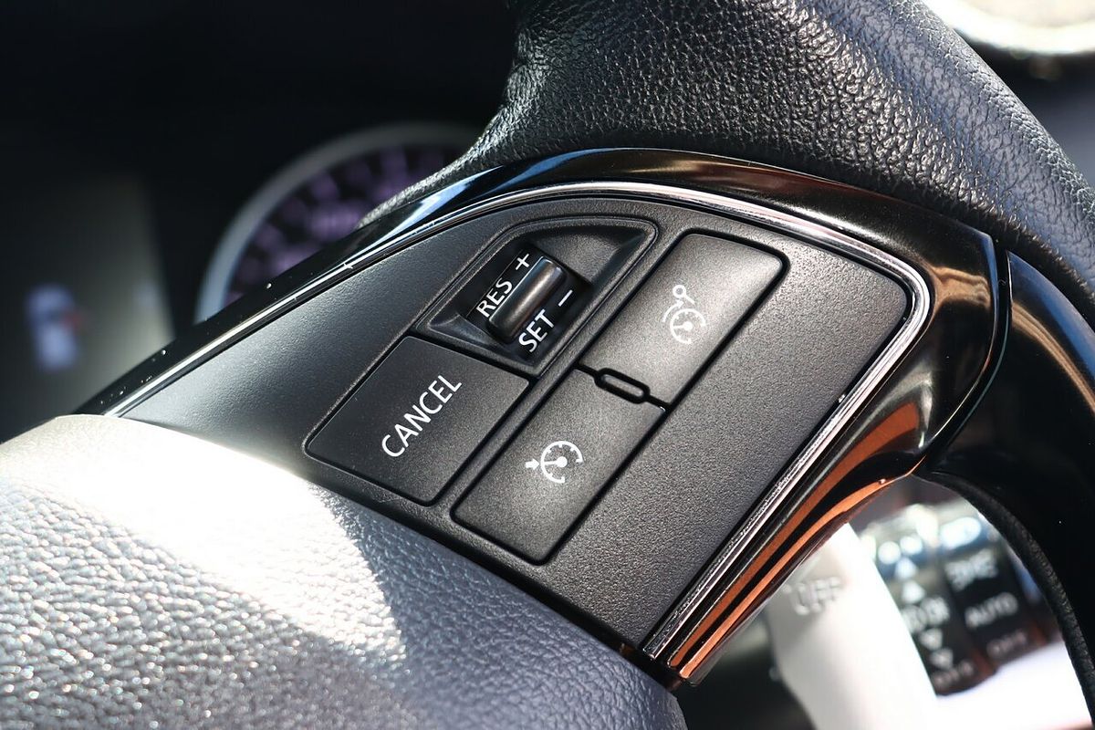 2022 Mitsubishi Eclipse Cross LS YB