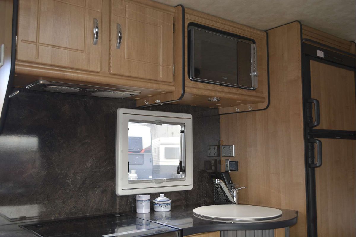 2014 Jurgens LUNAGAZER J24 J2401