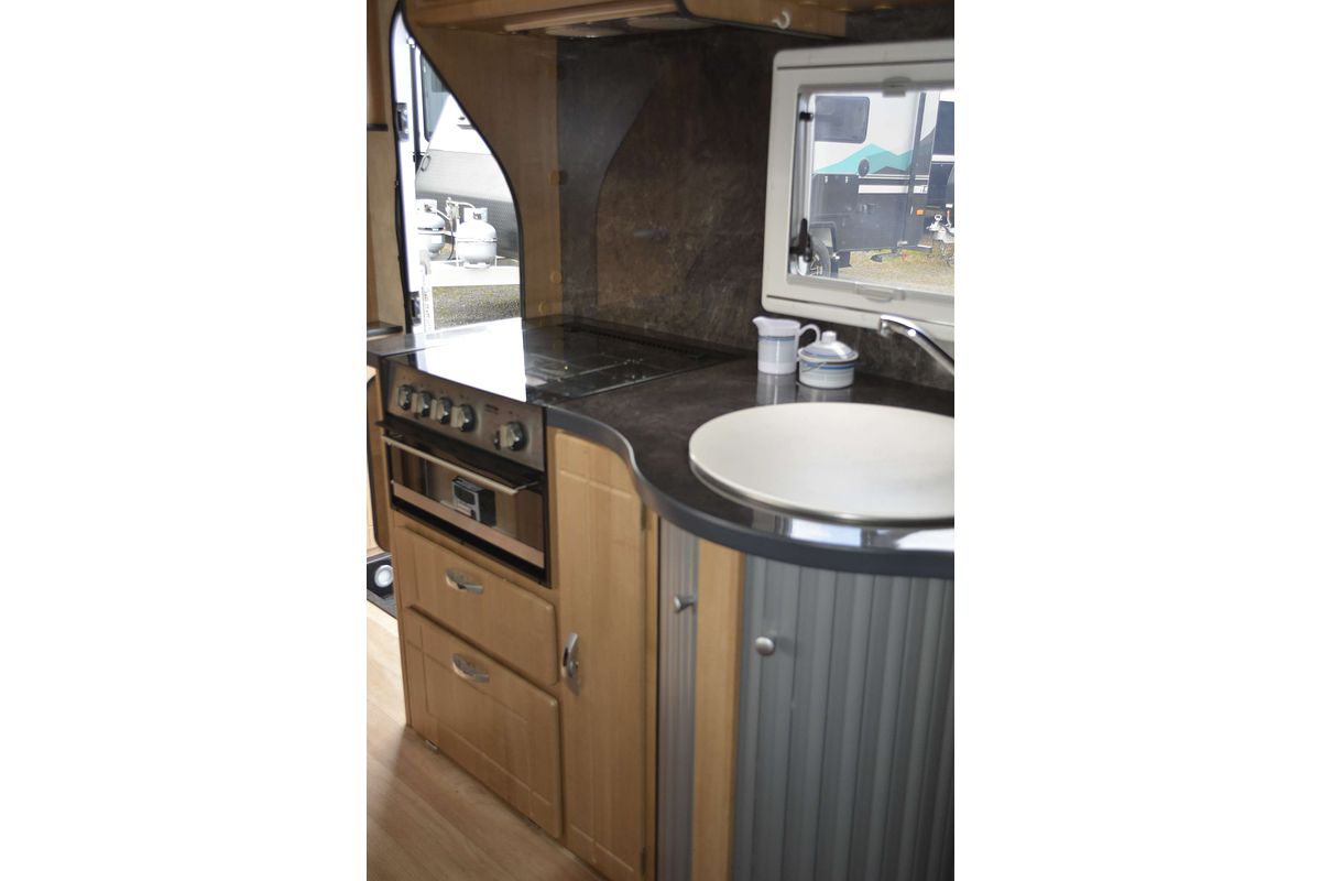 2014 Jurgens LUNAGAZER J24 J2401