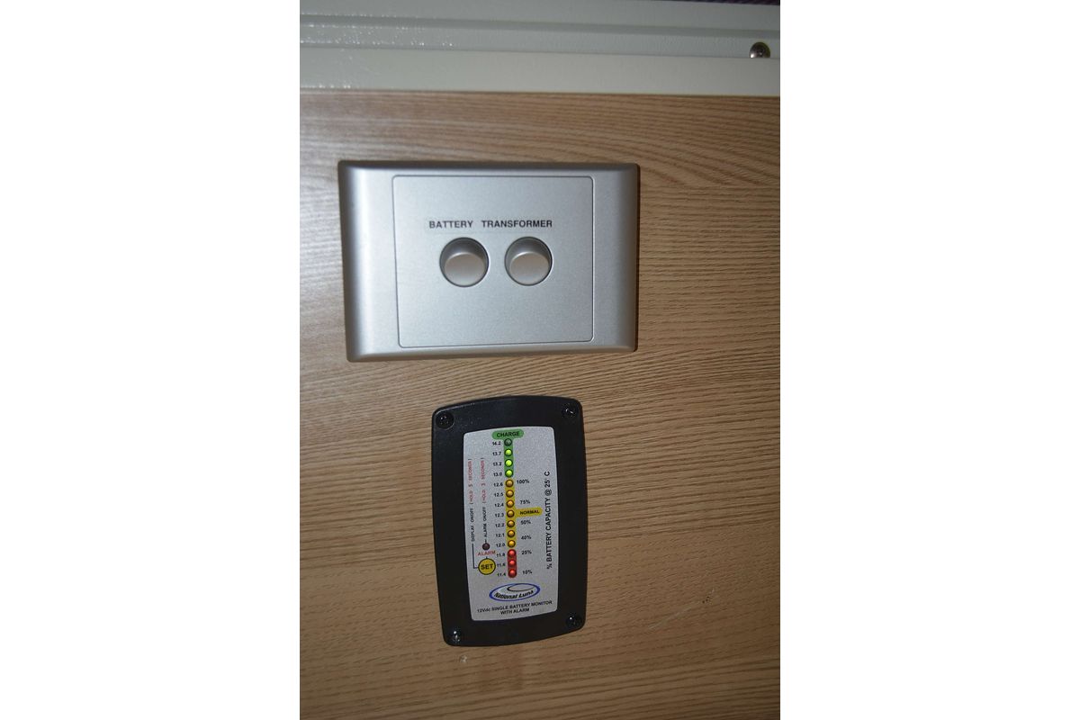 2014 Jurgens LUNAGAZER J24 J2401