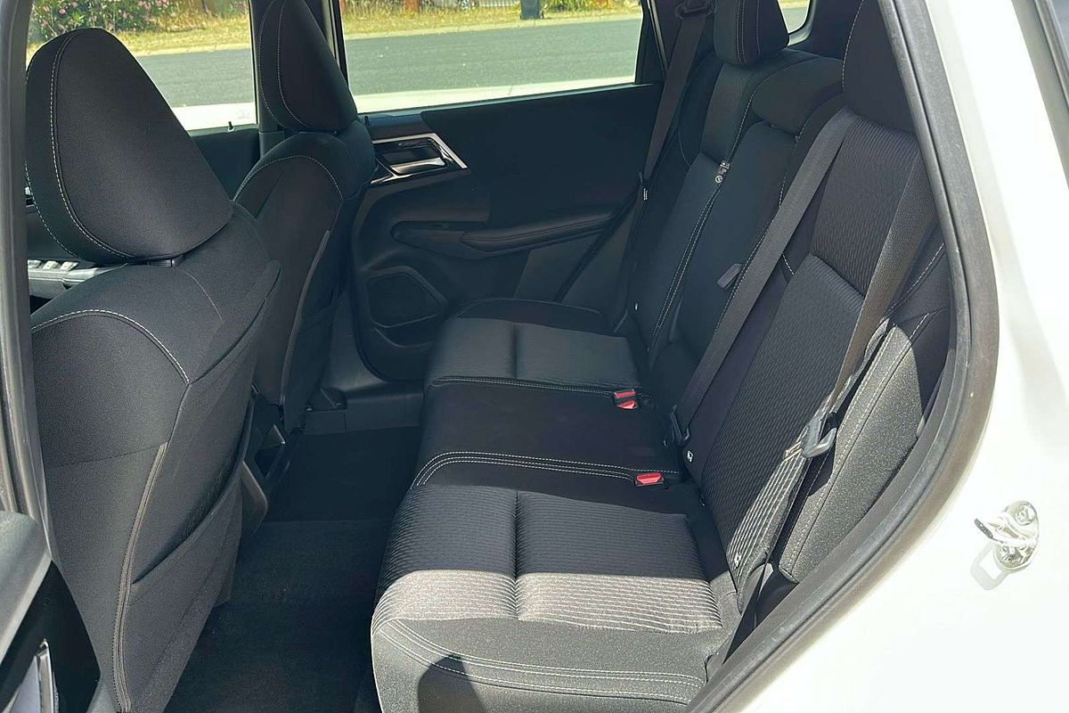 2022 Mitsubishi Outlander ES ZM