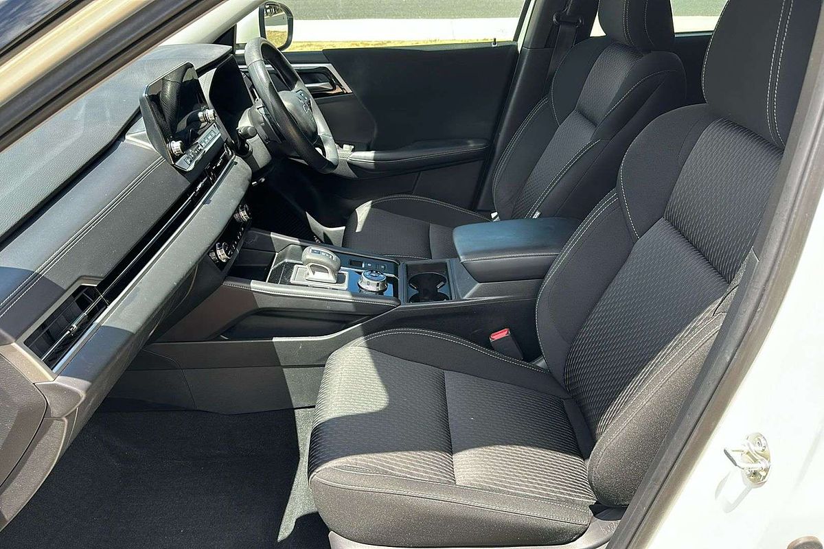 2022 Mitsubishi Outlander ES ZM