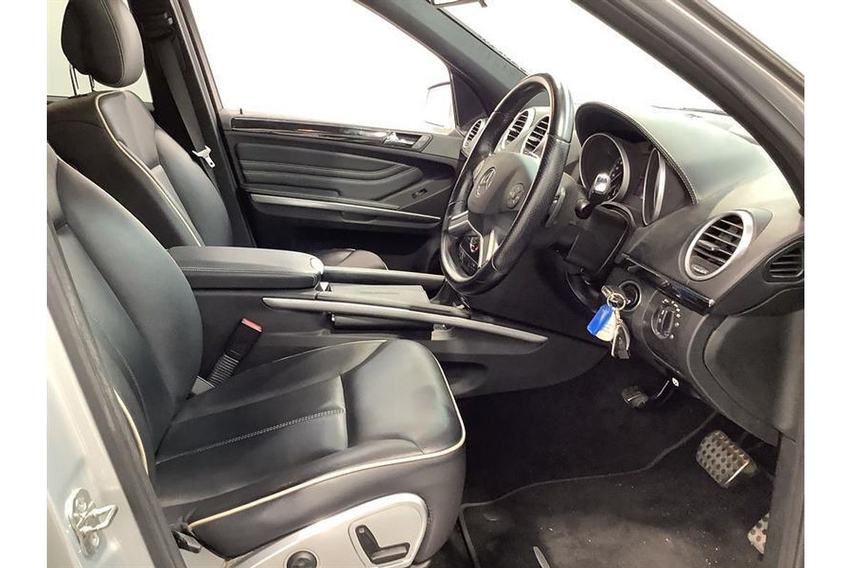 2011 Mercedes-Benz M-Class ML300 CDI BlueEFFICIENCY W164