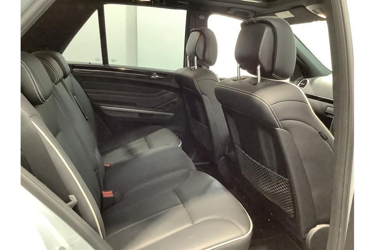 2011 Mercedes-Benz M-Class ML300 CDI BlueEFFICIENCY W164