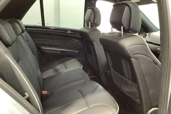 2011 Mercedes-Benz M-Class ML300 CDI BlueEFFICIENCY W164