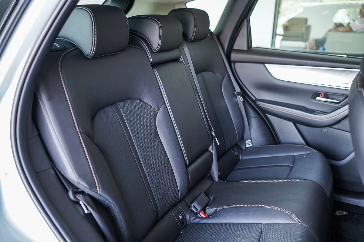 2025 Mazda CX-60 P50e Touring KH Series