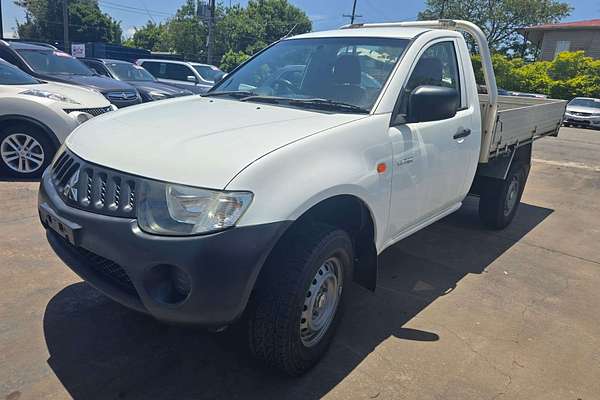 2009 Mitsubishi Triton GLX ML Rear Wheel Drive