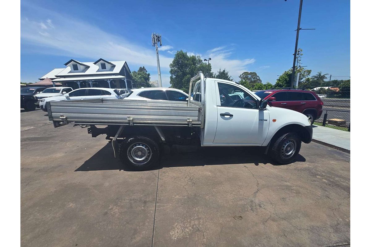 2009 Mitsubishi Triton GLX ML Rear Wheel Drive