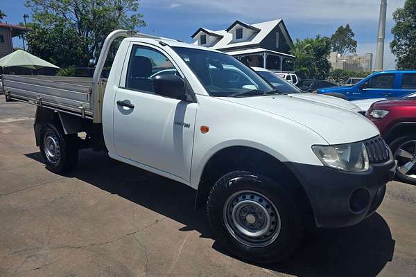2009 Mitsubishi Triton GLX ML Rear Wheel Drive