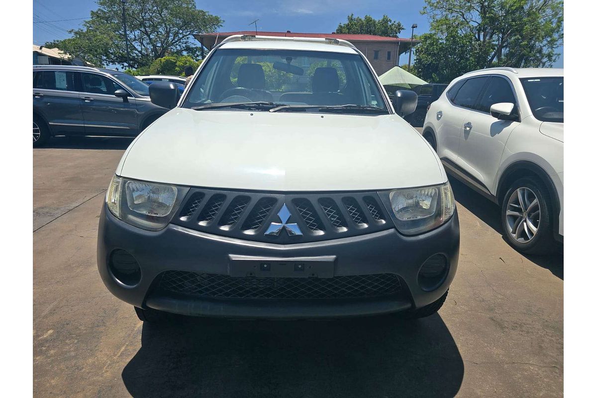 2009 Mitsubishi Triton GLX ML Rear Wheel Drive