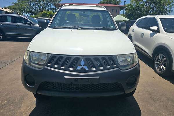 2009 Mitsubishi Triton GLX ML Rear Wheel Drive