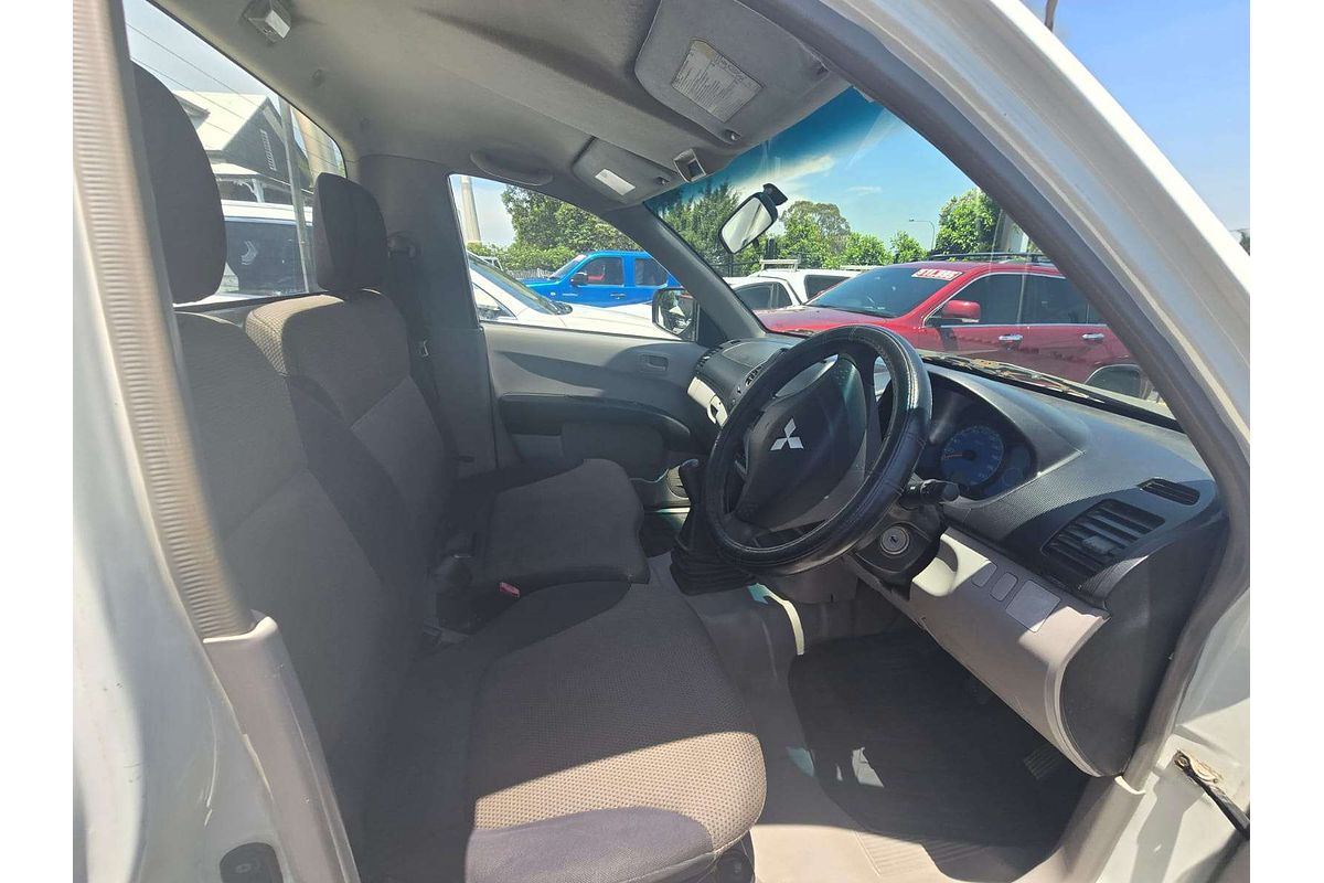 2009 Mitsubishi Triton GLX ML Rear Wheel Drive