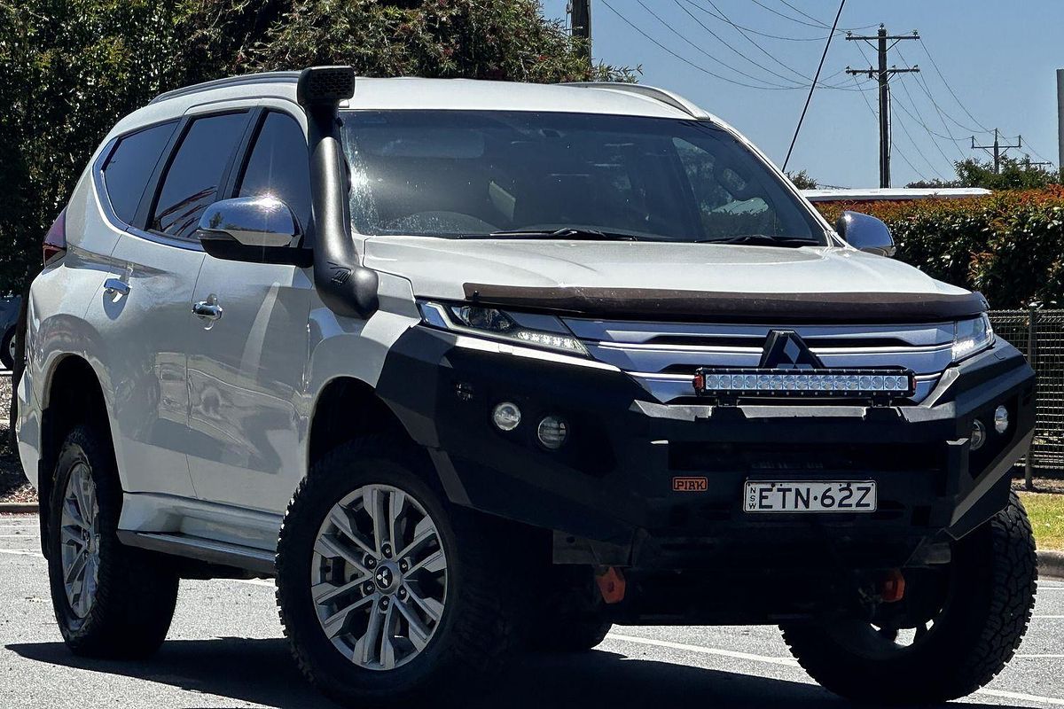 2022 Mitsubishi Pajero Sport GLX QF