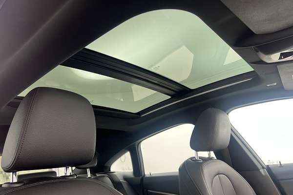 2021 BMW 2 Series 220i M Sport F44 thumb-17