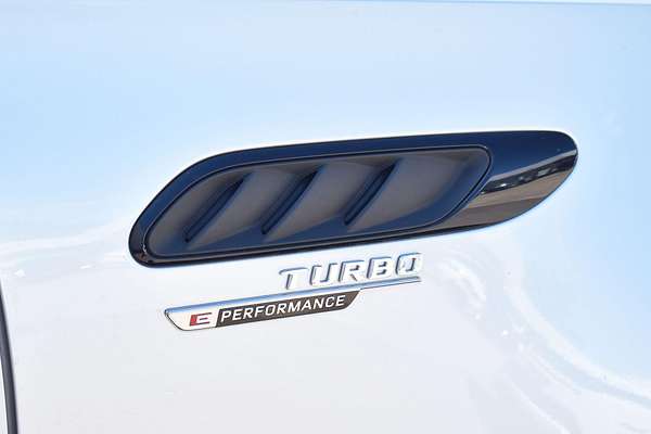 2024 Mercedes-Benz C-Class C63 AMG S E Performance W206