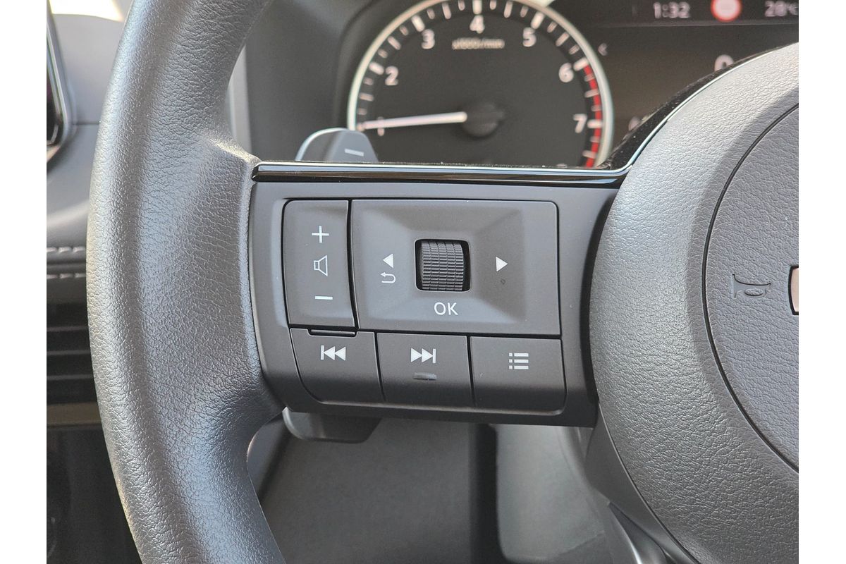 2025 Nissan X-TRAIL ST-L T33