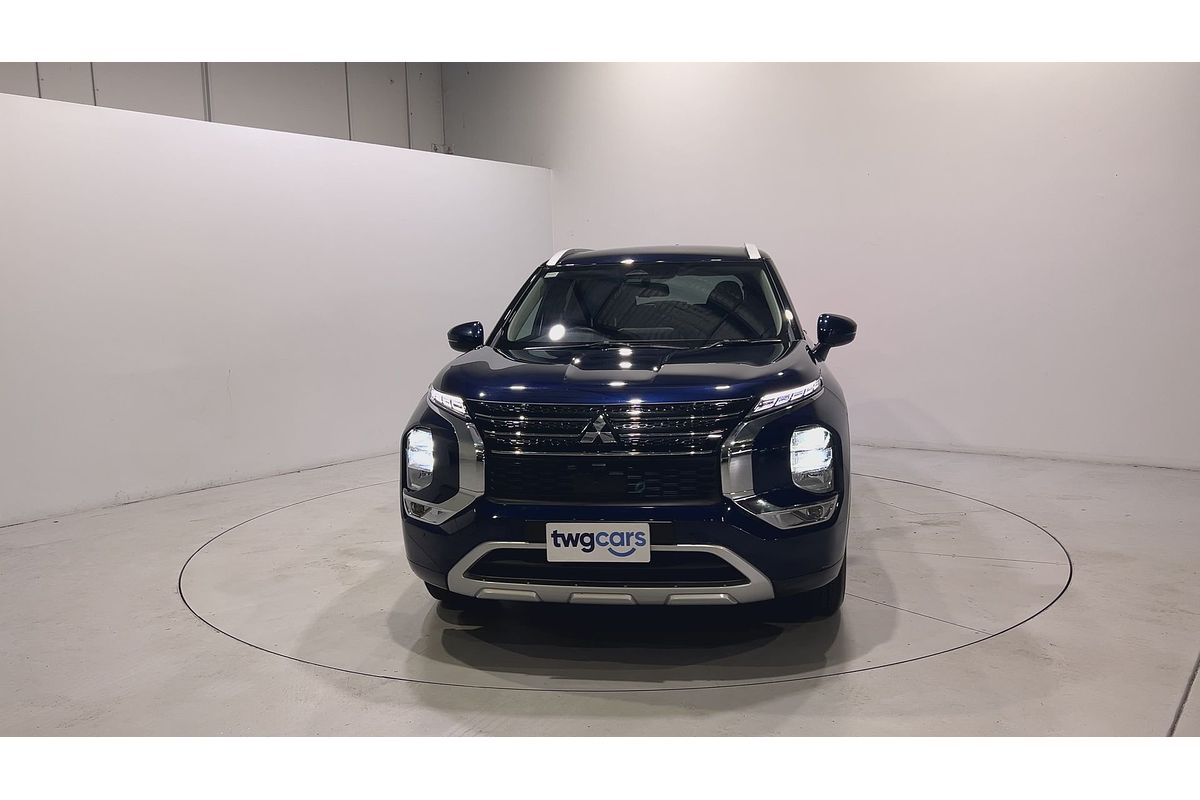 2023 Mitsubishi Outlander LS ZM