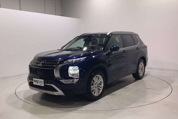 2023 Mitsubishi Outlander LS ZM