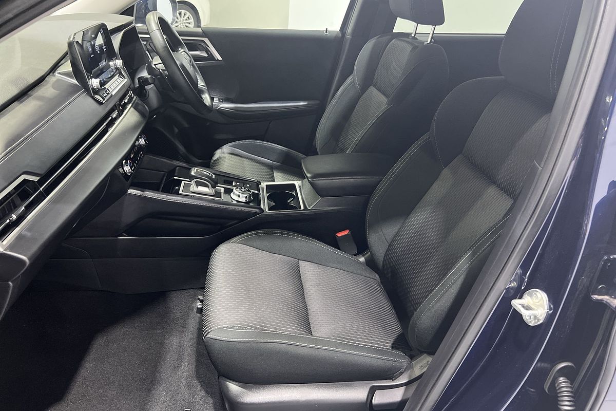 2023 Mitsubishi Outlander LS ZM