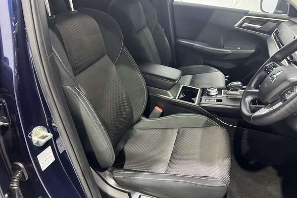 2023 Mitsubishi Outlander LS ZM