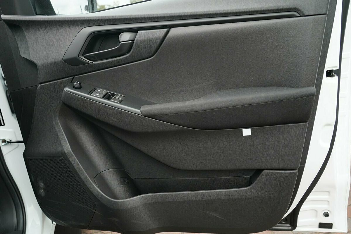 2025 Isuzu D-MAX SX High Ride Rear Wheel Drive