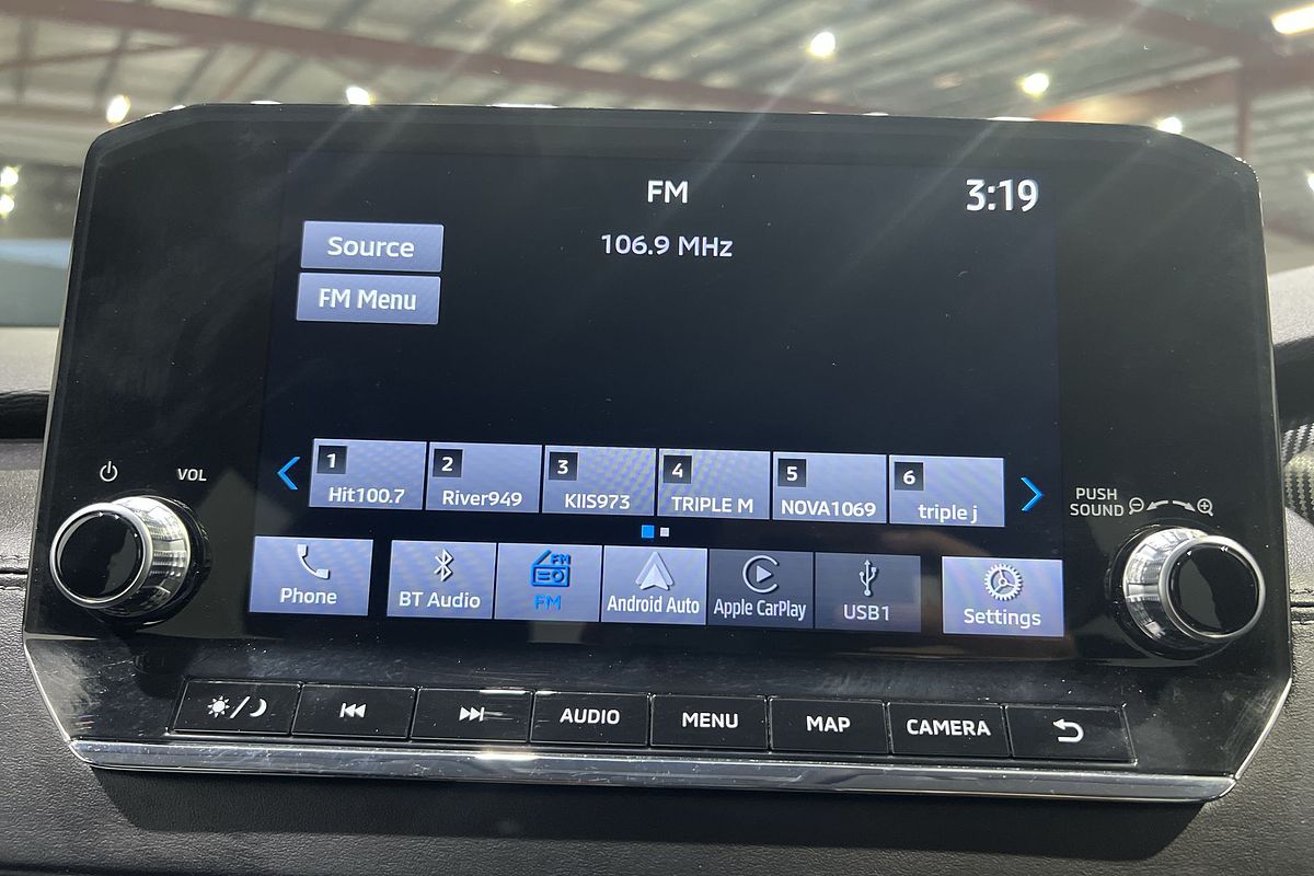 2023 Mitsubishi Outlander LS ZM