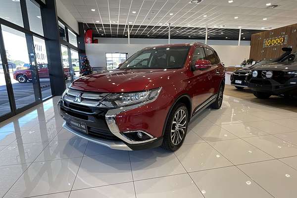 2017 Mitsubishi Outlander LS Safety Pack ZK