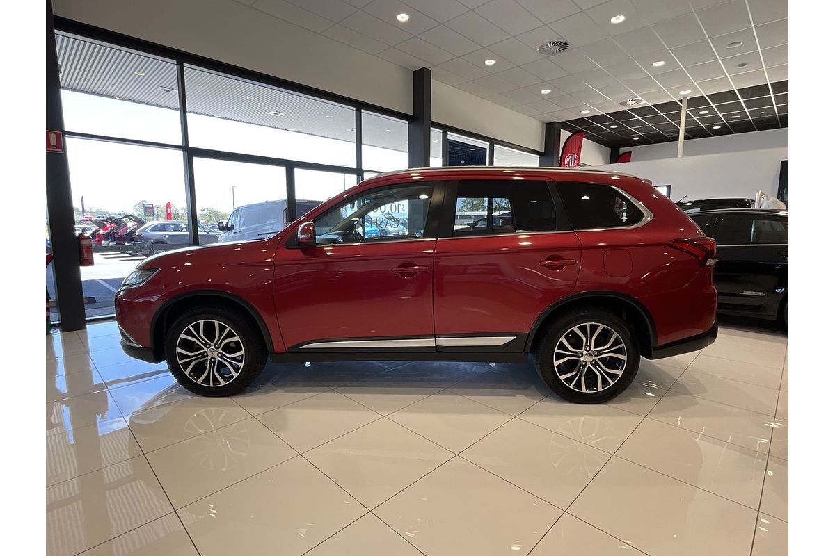 2017 Mitsubishi Outlander LS Safety Pack ZK