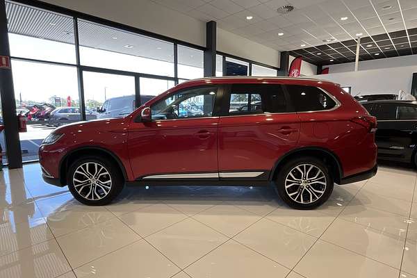 2017 Mitsubishi Outlander LS Safety Pack ZK