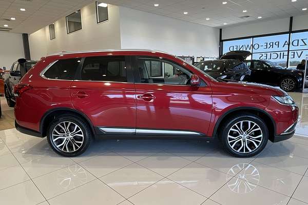 2017 Mitsubishi Outlander LS Safety Pack ZK