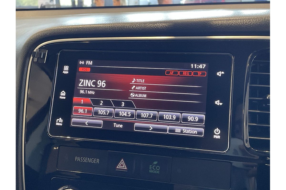 2017 Mitsubishi Outlander LS Safety Pack ZK