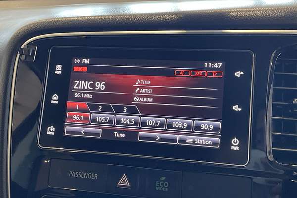 2017 Mitsubishi Outlander LS Safety Pack ZK