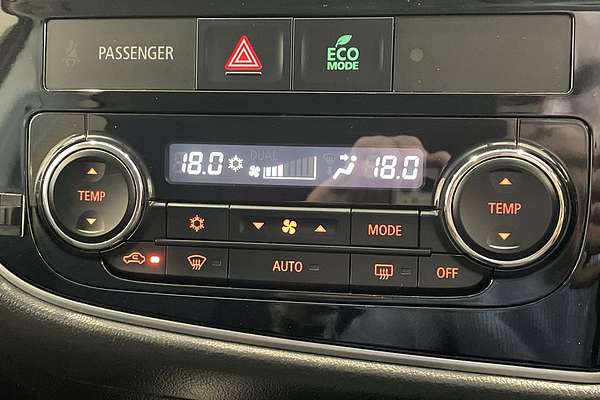 2017 Mitsubishi Outlander LS Safety Pack ZK