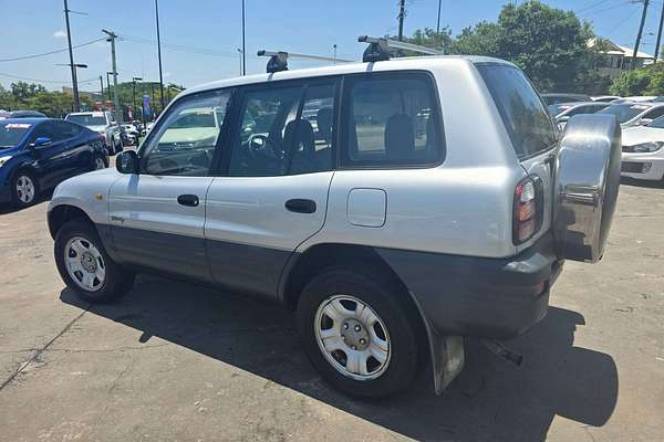1998 Toyota RAV4  SXA11R