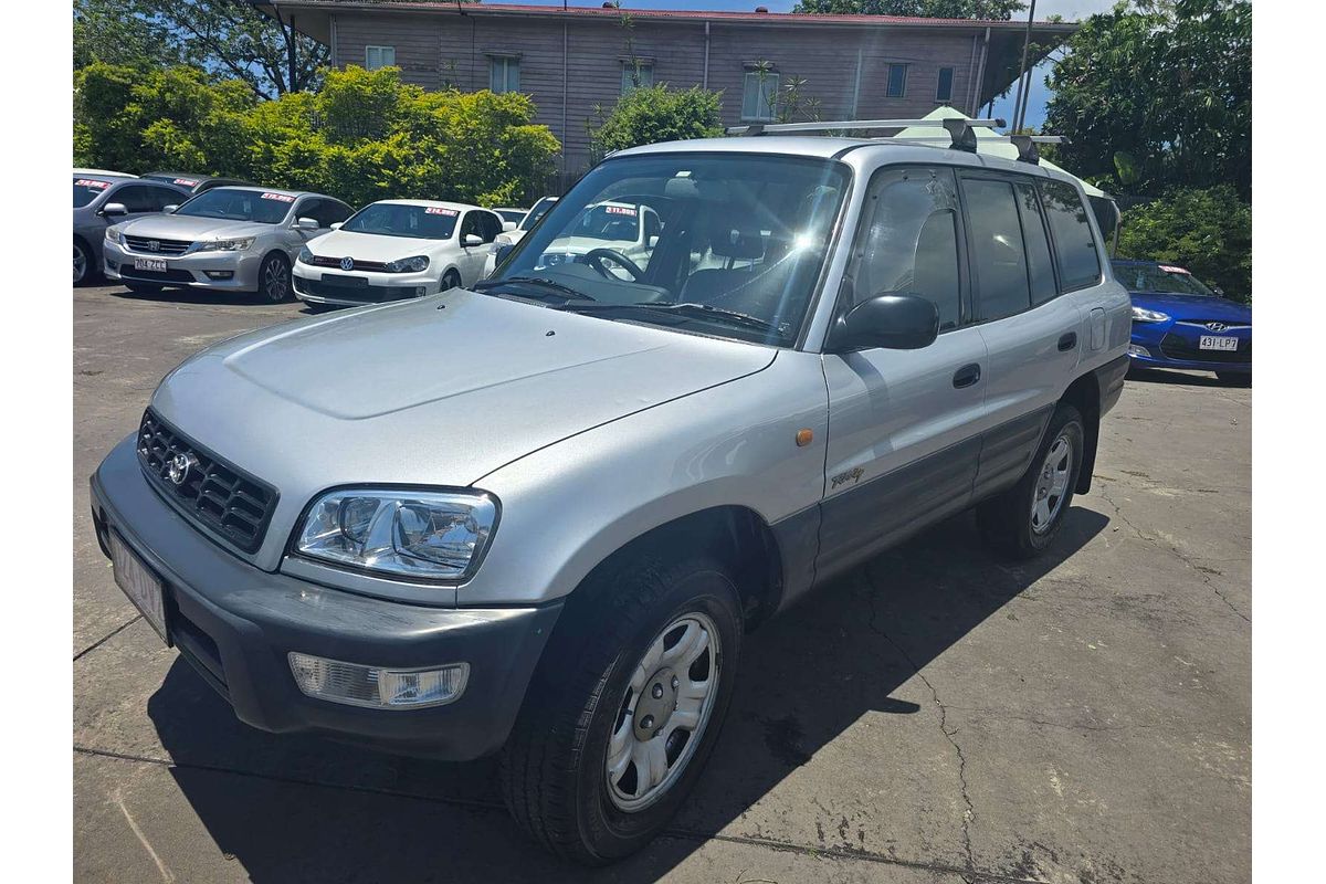 1998 Toyota RAV4 SXA11R